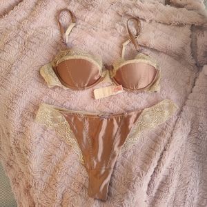 Fraulein Annie NWOT bra panties lingerie thong
